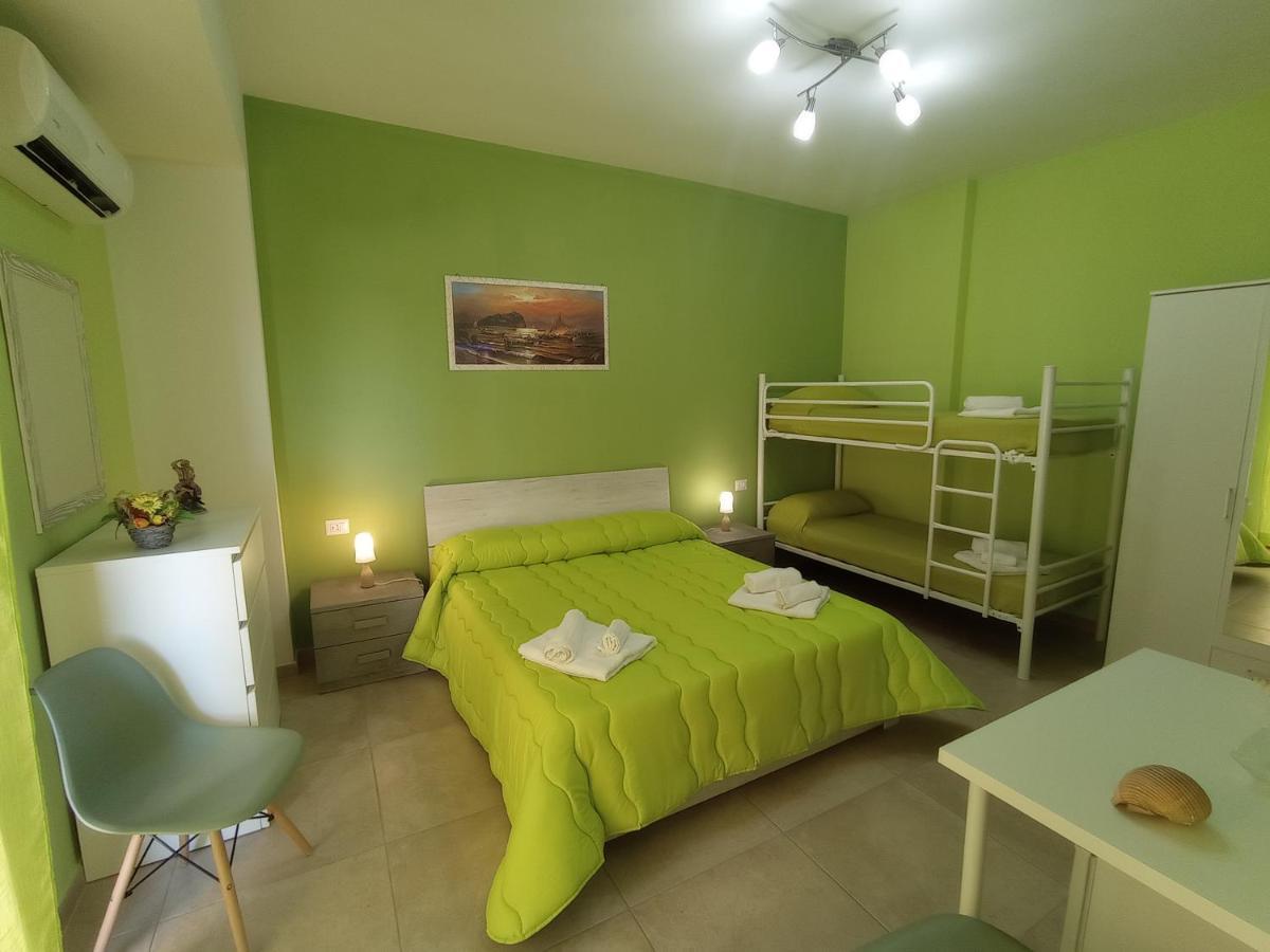 B&B Lungomare Galilei Gallipolli Exteriör bild
